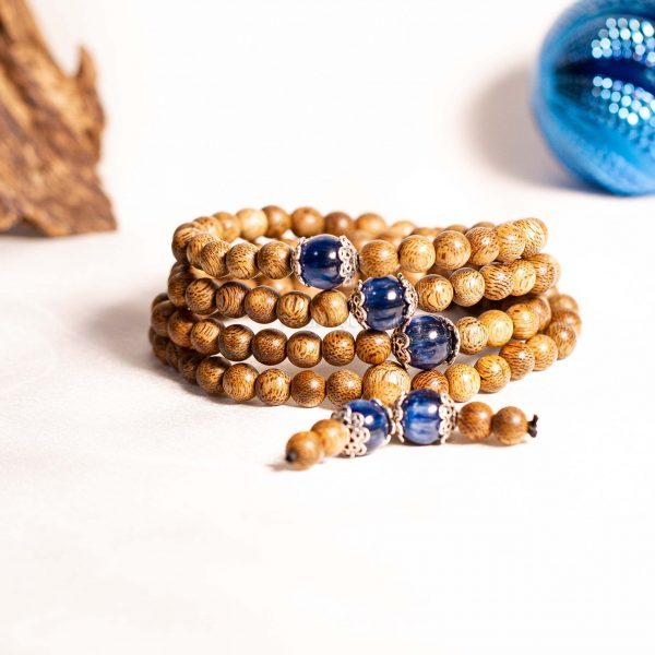 Vòng tay Trầm Hương 108 Ngọc Lục Bảo